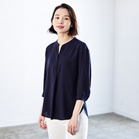 「レーヨンエアリースキッパーブラウス」販売ページ