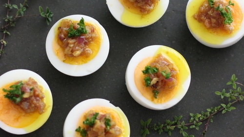 ゆで 卵 の 殻 の きれいな 剥き 方