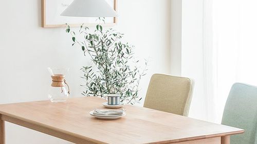 毎日使う家具だから。こだわって選びたい「ダイニングテーブル 