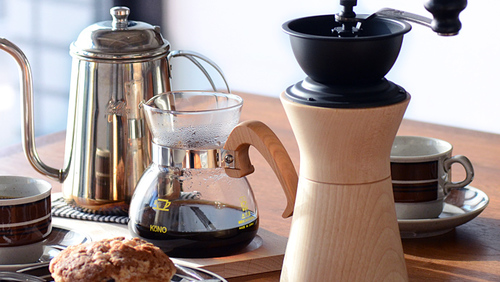 シャビー好きに。コーヒーミル Kalita インテリアにも