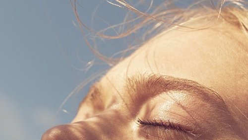 今日の 疲れ目 明日もそのまま あなたに合った和らげ方指南 キナリノ