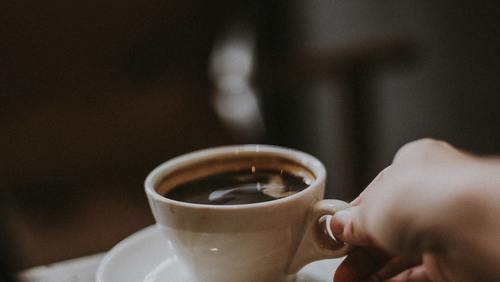 独り が寂しいと思うあなたへ 独りを楽しむ覚悟を持つと世界が変わる キナリノ