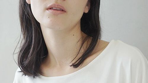 長さもゆるさもちょうどイイ ミディアムヘアのパーマ カタログ ヘアアレンジ キナリノ