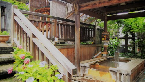 関東近郊 ノスタルジックな 温泉街 女子旅でのんびり湯巡りしませんか キナリノ