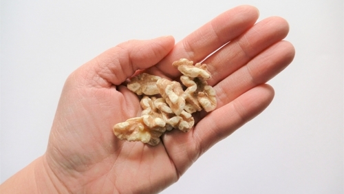 ひとつかみ で美肌に近づく もっと知りたい スーパーフード くるみ のこと キナリノ