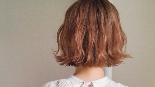 この秋トライしたい 大人の くびれボブ ヘアカタログ キナリノ