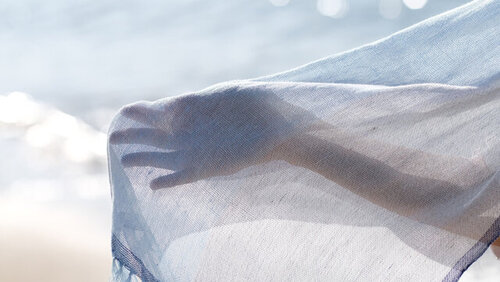 軽く羽織れる一枚に＊ずっと使い続けたい「リネン」のアイテム