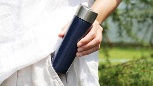 ポケットサイズが嬉しい！【ミニボトル】を持って出かけよう | キナリノ