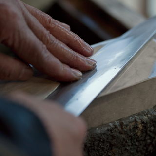 職人の腕が光る一品! 釜浅商店の”ミルフィーユ包丁”に注目！