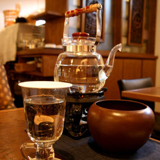 レトロ・チャイニーズな横浜中華街の中国茶カフェ「悟空茶荘」