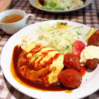 洋食がおいしい街・神戸から、とっておきのお店をご紹介♫