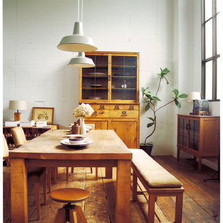 普通なのに普通じゃない！見る人を虜にする『TRUCK（トラック）』の家具