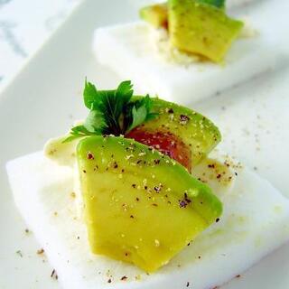 お腹にもお財布にも優しい♪ 腹もち◎なはんぺんのアレンジレシピ 