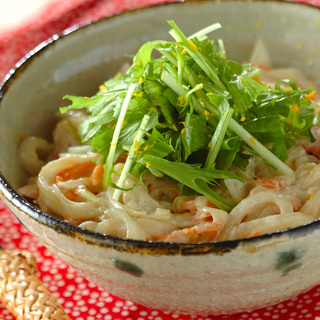 寒さを感じる日、体を芯から温めたい。ほかほか「うどん」のレシピ