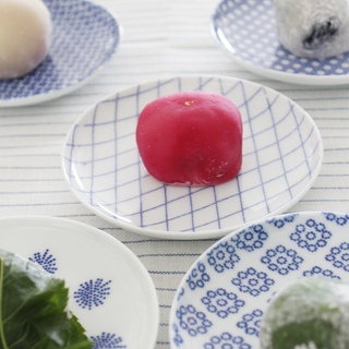 暮らしに寄り添う器。＜東屋（あづまや）＞の美しい食器を食卓に。