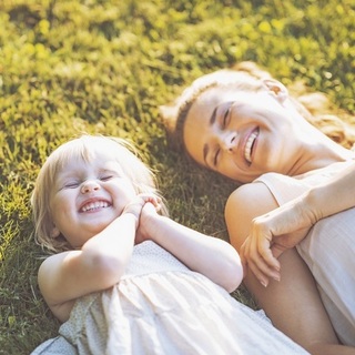 「笑顔美人」でいたいから♪ しわを気にせず思いっきり笑うためのスマイルスキンケア始めましょ