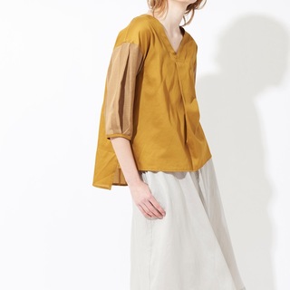 シックで優しい春のアースカラー。ナチュラルな色味のスタイルコーデを♪