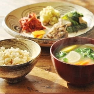 丁寧な暮らしは丁寧な食事から。「一汁三菜」を心がけて健康になろう♪