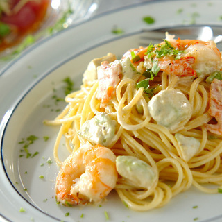 前菜にメインにバリエーション豊か♪ エビを使って献立を考えてみよう