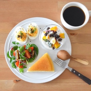 和風に野菜、デザート風!? 山崎佳さんが提案するヨーグルトのおしゃれトッピング術 