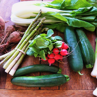 1日の摂取目標は「350g」。野菜をたくさん、おいしく食べるレシピ手帖♪