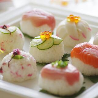 華やかなおもてなしやお弁当に。作ってみたくなる！【手まり寿司】バリエーション