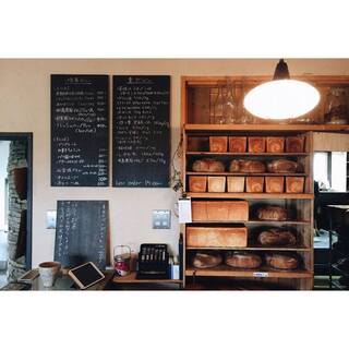 ”わざわざ”訪れたくなるお店。「wazawaza」のパンと日用品