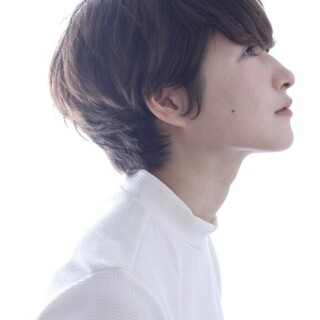 ふとした瞬間美しい、凛とした横顔のために。おすすめショートヘア集