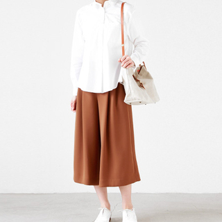 可愛いのに大人っぽい。今注目の「スカンツ」「スカーチョ」で旬顔に♪