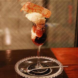 夜スイーツの誘惑…。札幌のトレンド『シメパフェ』が人気のお店10選