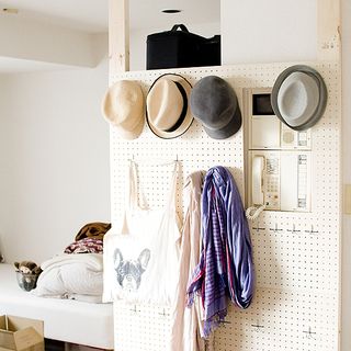 賃貸でもOKなDIY棚作り。「PILLAR BRACKET」で空間を自由にデザインしよう！