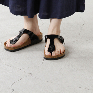 この夏、かわいく履ける「サンダル」でリラックスもおしゃれも手に入れたい♪