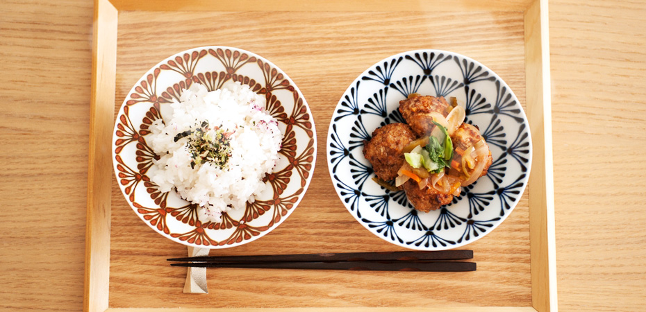 ごはんを食べるのが嬉しく・楽しくなるよ。白山陶器の「平茶碗