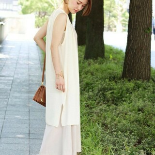 オシャレな人は重ねてる？今年らしい【レイヤードスタイル】を作る6つの着こなし