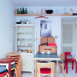 時の経過を慈しむ。大きな倉庫で見つける「talo」の北欧ビンテージ家具