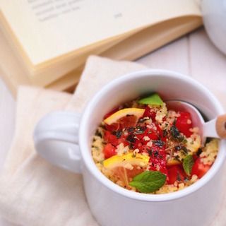 一人暮らしの強い味方!パパッと簡単[マグごはん]なら、材料を入れてレンチンするだけ♪