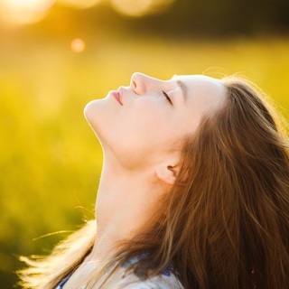 自然体なのに素敵な人の共通点。『ふんわり香る』を一日中キープする秘訣