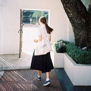 オールシーズン活躍してくれる「スニーカー」で、ワクワクたのしい毎日を♪