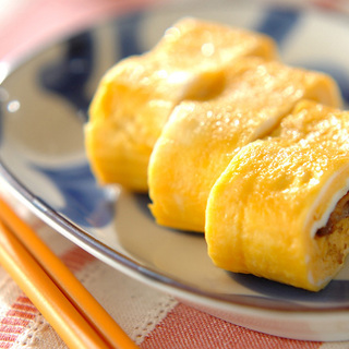 お弁当にもおすすめ♪【卵焼きアレンジレシピ】“ふわ甘”から“ピリ辛”まで