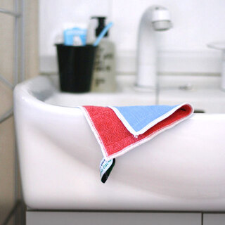 水だけで汚れが落ちる!?魔法のお掃除クロス「MQ・Duotex」