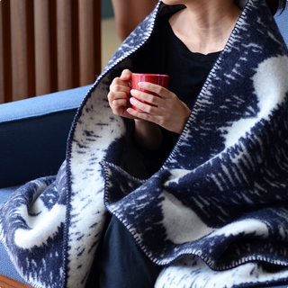 肌寒い季節に。KLIPPAN（クリッパン）のあったか『ブランケット』をどうぞ＊