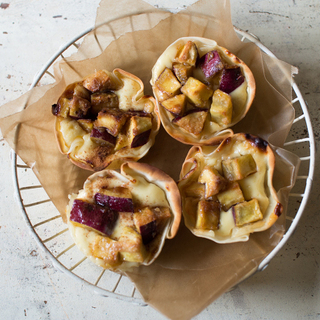 ピザにラザニア、スイーツも！アレンジたくさん「余った餃子の皮」で作るレシピ集