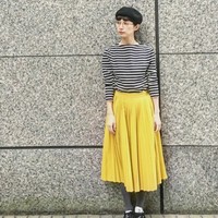 秋の注目トレンド色 こっくり大人可愛い マスタードイエロー のコーデ帖 キナリノ