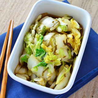 まるまる1個使いきるのって大変！今が旬の「白菜」1/8個～1/4個まで使いきりレシピ