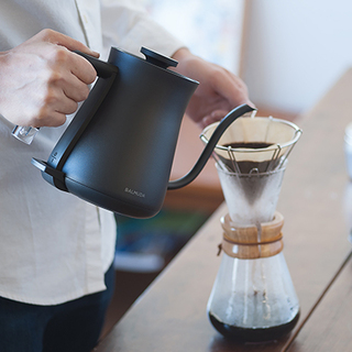 そのフォルムが愛らしい。大切に使い続けたくなる「こだわりのポット＆ケトル」