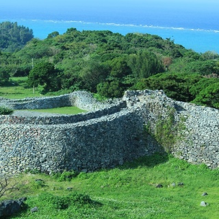 沖縄の原風景が広がる場所へ ～沖縄本島美ら海エリアのおすすめスポット～