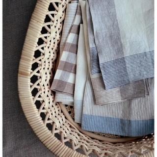 時が経つほど、味わい深く変化する。「ツルヤ商店」籐のカゴ・バスケット 