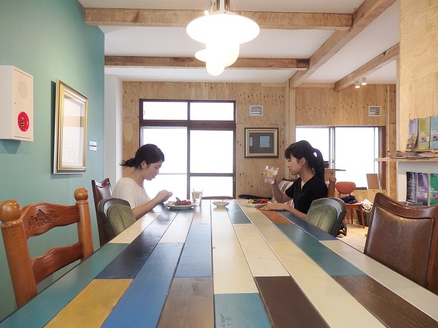 女性一人旅でも ほっ とできる宿を カフェのようにくつろげる札幌のゲストハウス8選 キナリノ