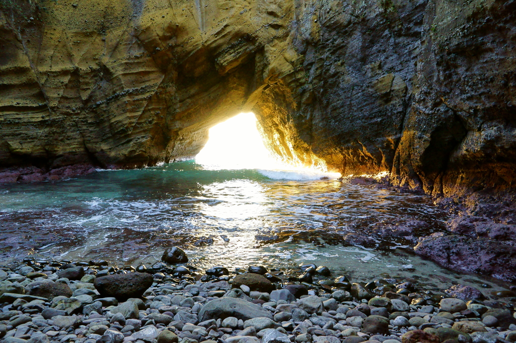 洞窟を見下ろせばハートの形 南伊豆のパワースポットへ行こう キナリノ