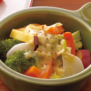 冬は体を温めて…ホットサラダで体に優しく野菜を